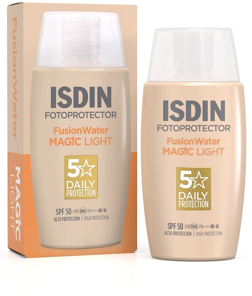 FUSION WATER MAGIC COLOR LIGHT SPF50 50 ML - Farmadott.it