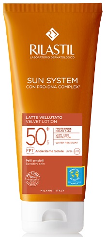 RILASTIL SUN SYSTEM PHOTO PROTECTION TERAPY SPF 50+ LATTE VELLUTANTE 200 ML - Farmadott.it
